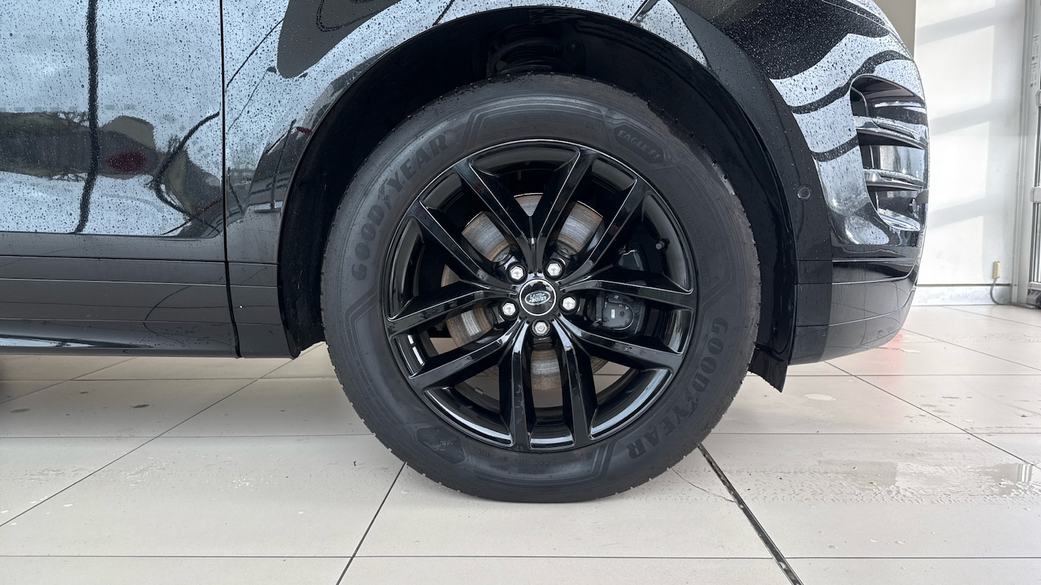 Used Land Rover Range Rover Evoque 2025 for sale - 76763100: Photo 8