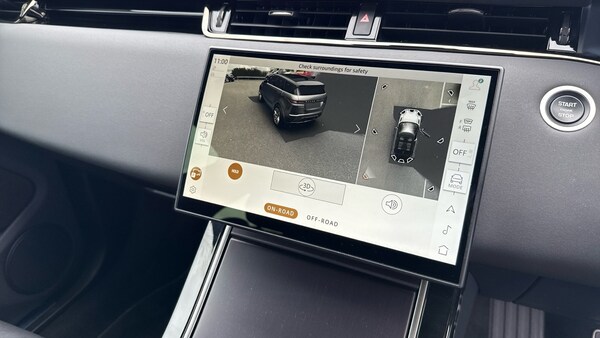 Used Land Rover Range Rover Evoque 2025 for sale - 75653259: Photo 12