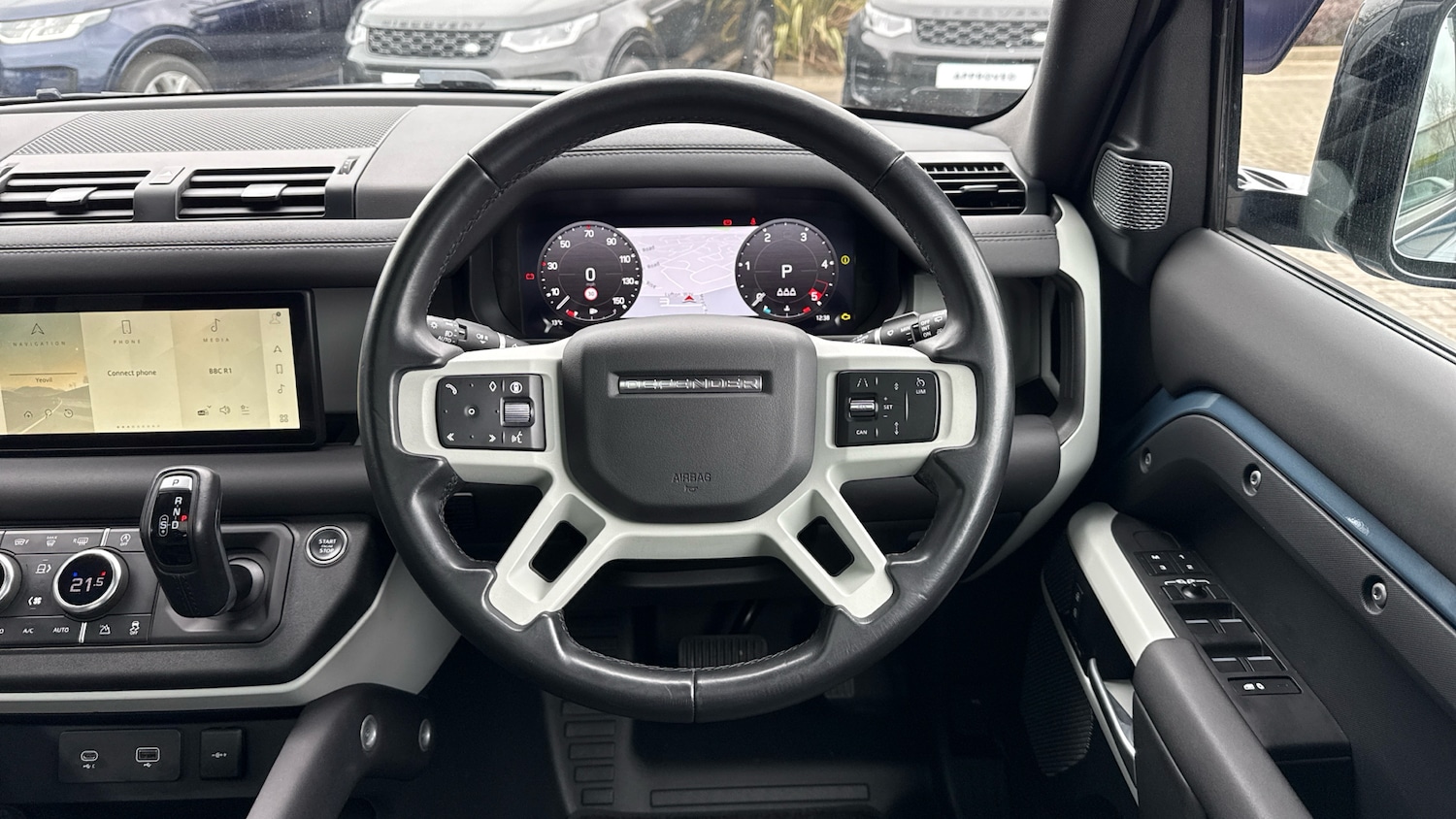 Used Land Rover Defender 2024 for sale - 78109305: Photo 15