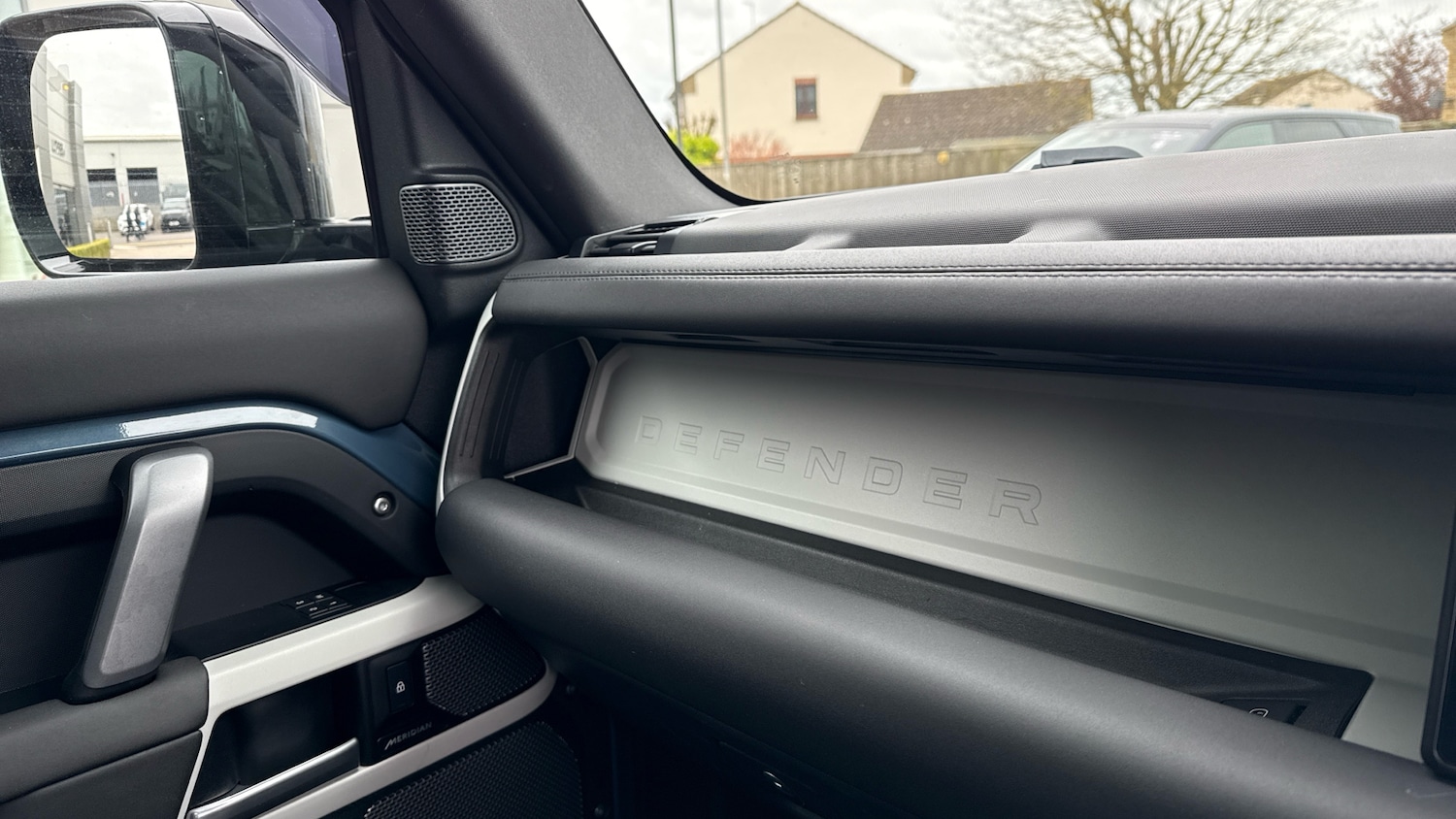 Used Land Rover Defender 2024 for sale - 78109305: Photo 26