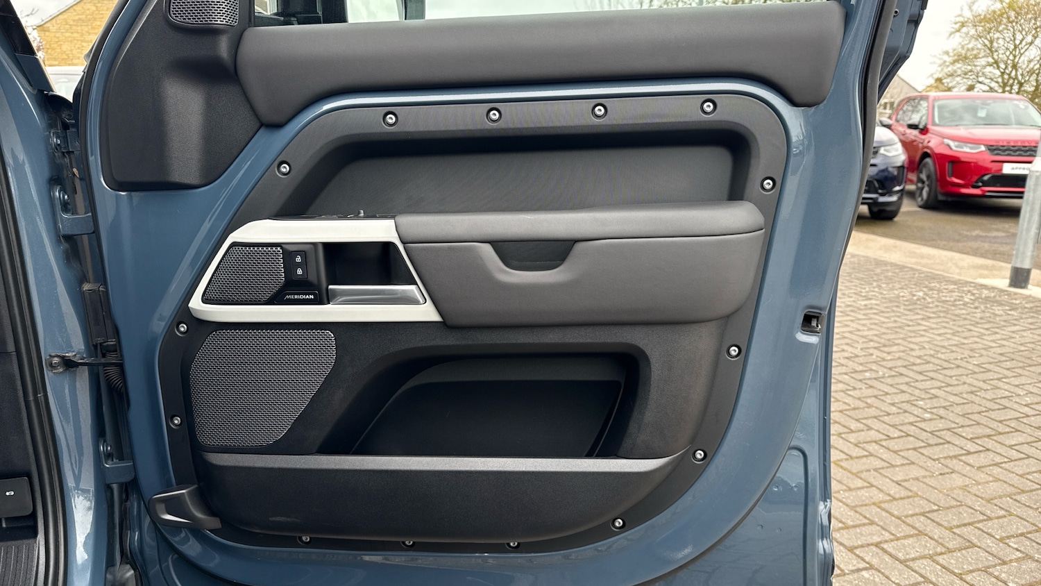 Used Land Rover Defender 2024 for sale - 78109305: Photo 29