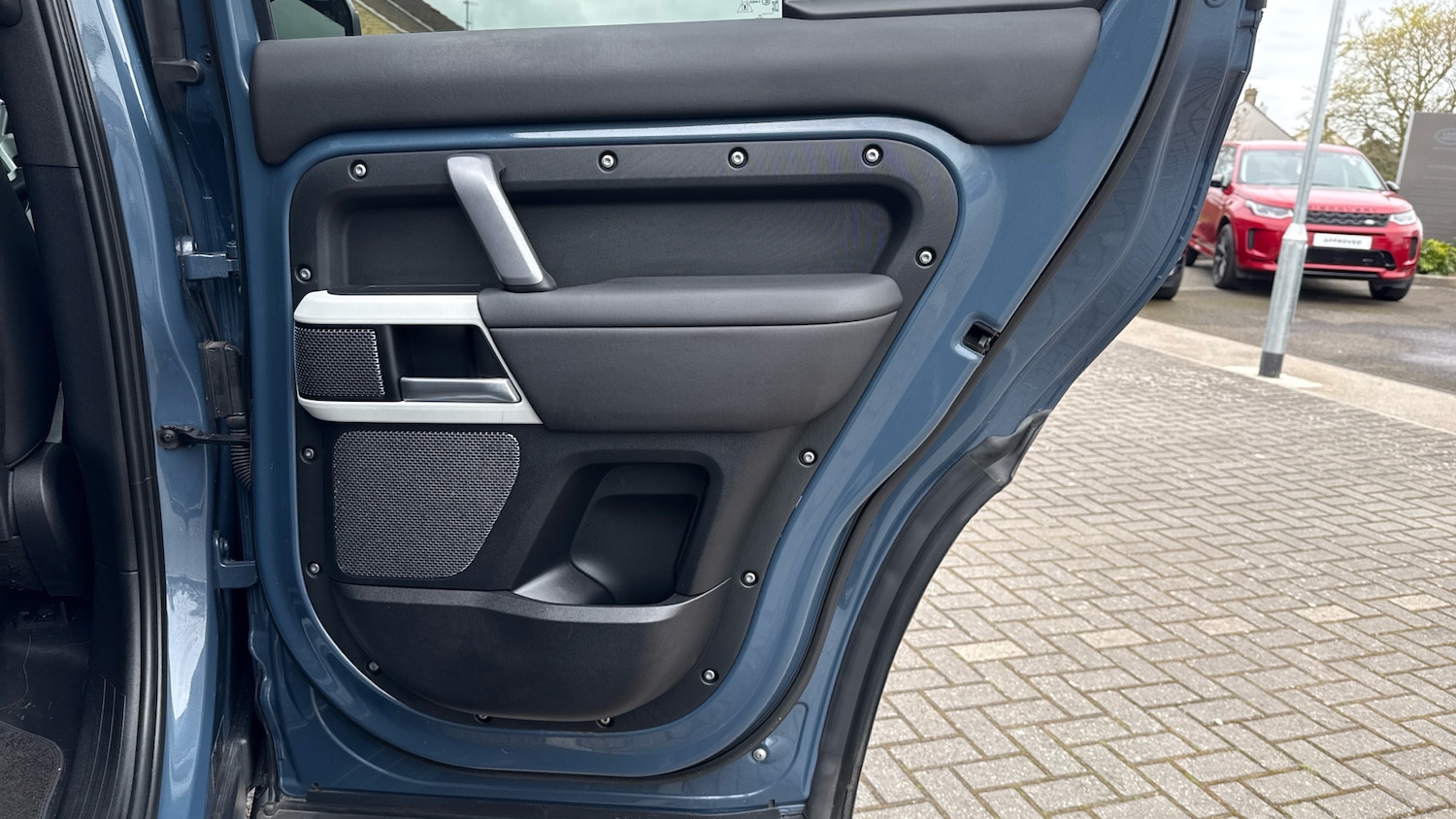 Used Land Rover Defender 2024 for sale - 78109305: Photo 38