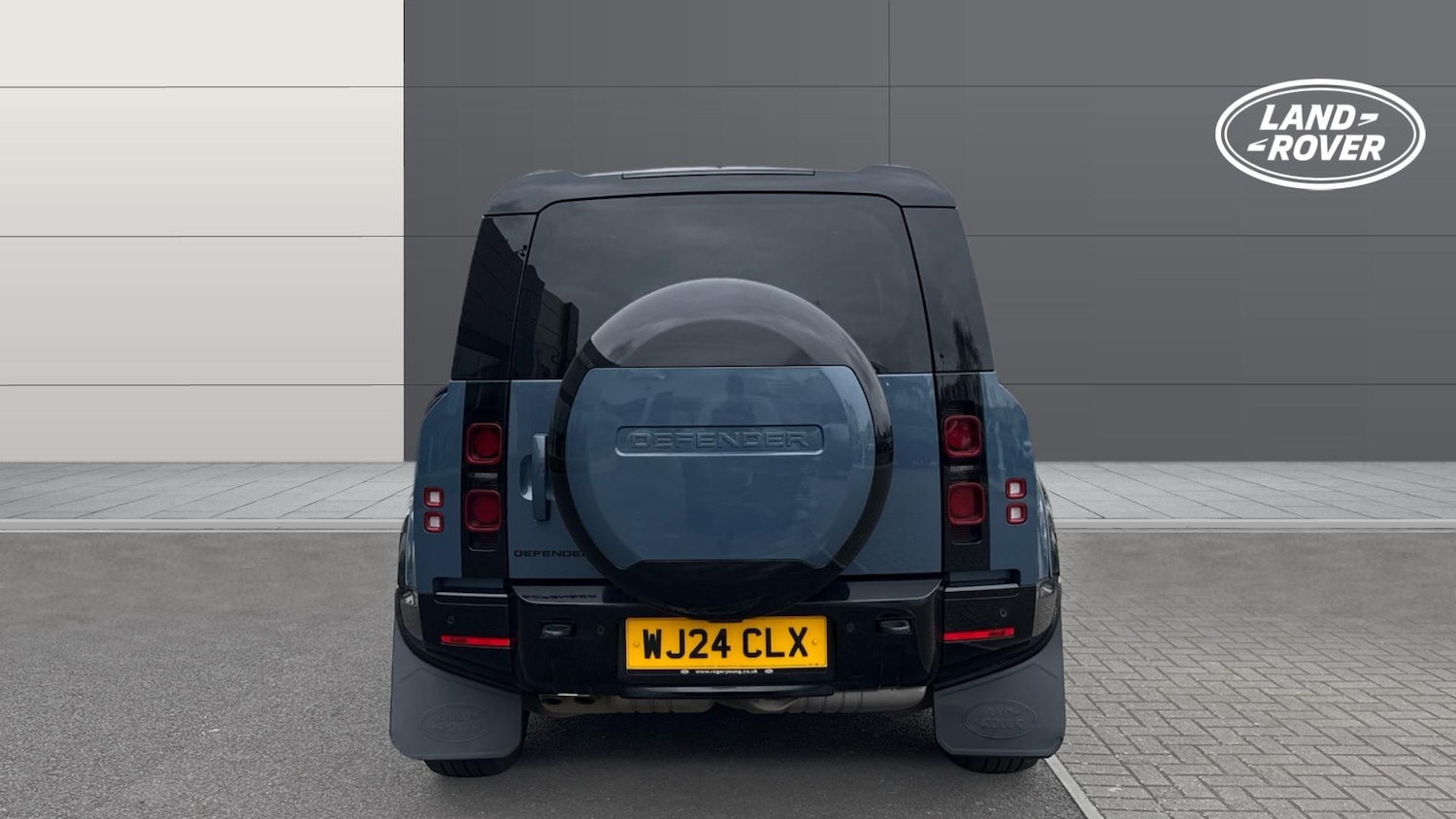 Used Land Rover Defender 2024 for sale - 78109305: Photo 6