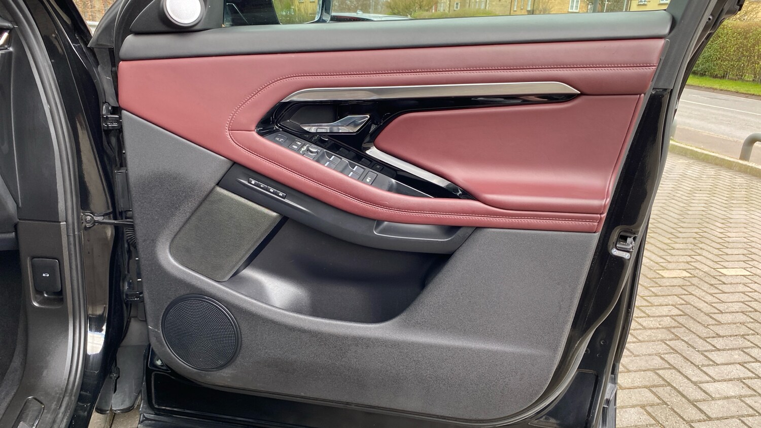 Used Land Rover Range Rover Evoque 2021 for sale - 76362845: Photo 29