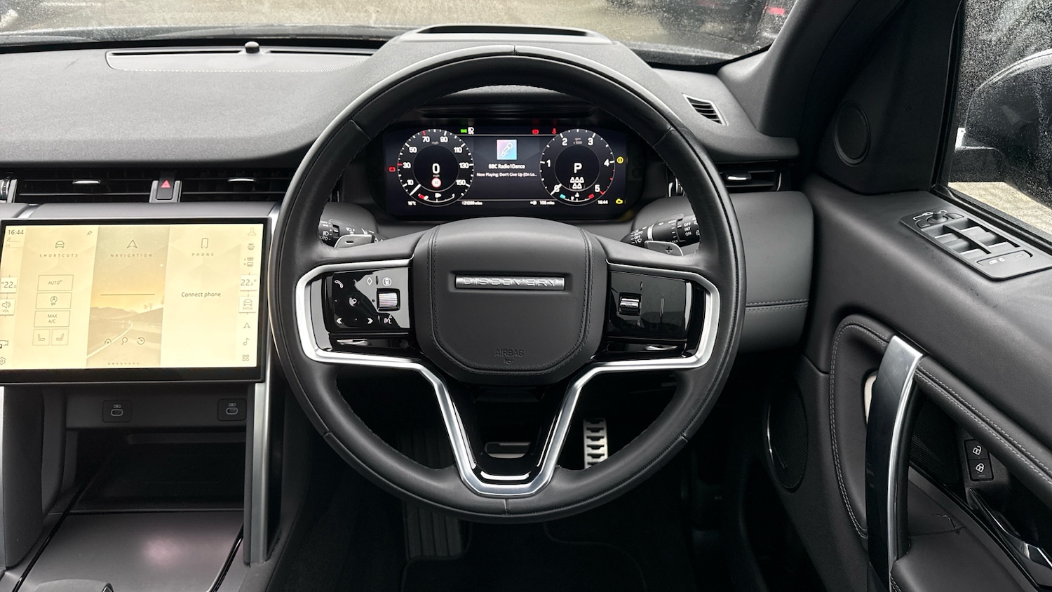 Used Land Rover Discovery Sport 2023 for sale - 76193796: Photo 15