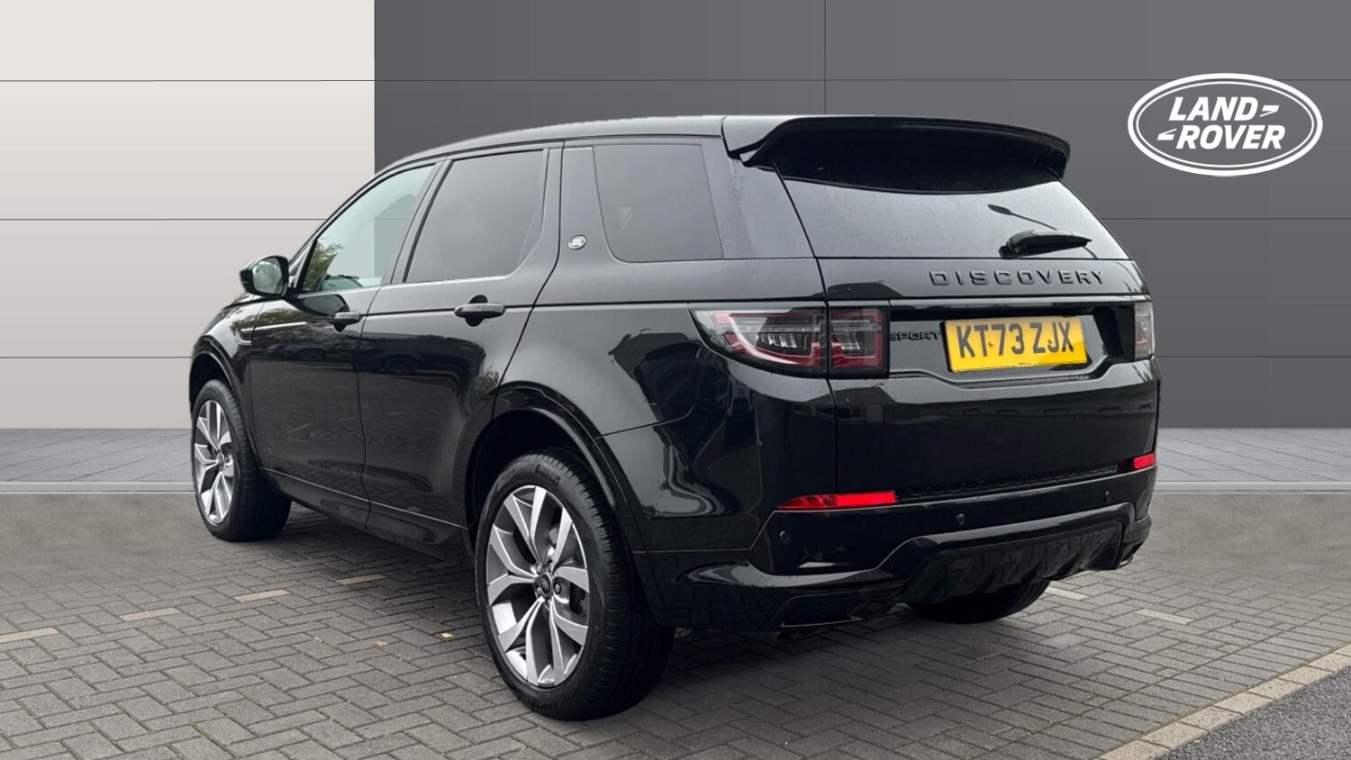 Used Land Rover Discovery Sport 2023 for sale - 76193796: Photo 2