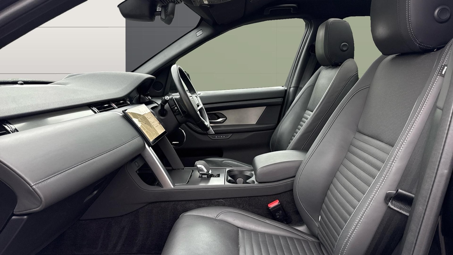 Used Land Rover Discovery Sport 2023 for sale - 76193796: Photo 3