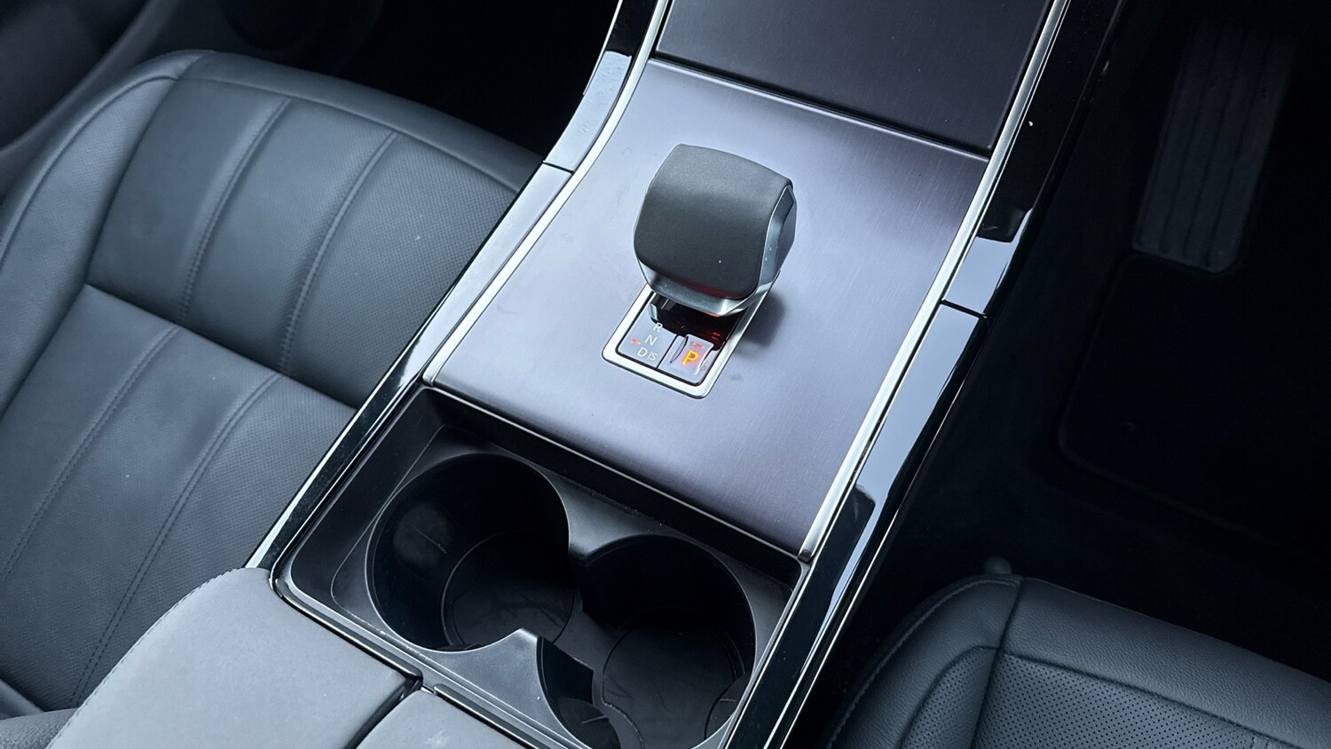 Used Land Rover Range Rover Evoque 2025 for sale - 76616368: Photo 13