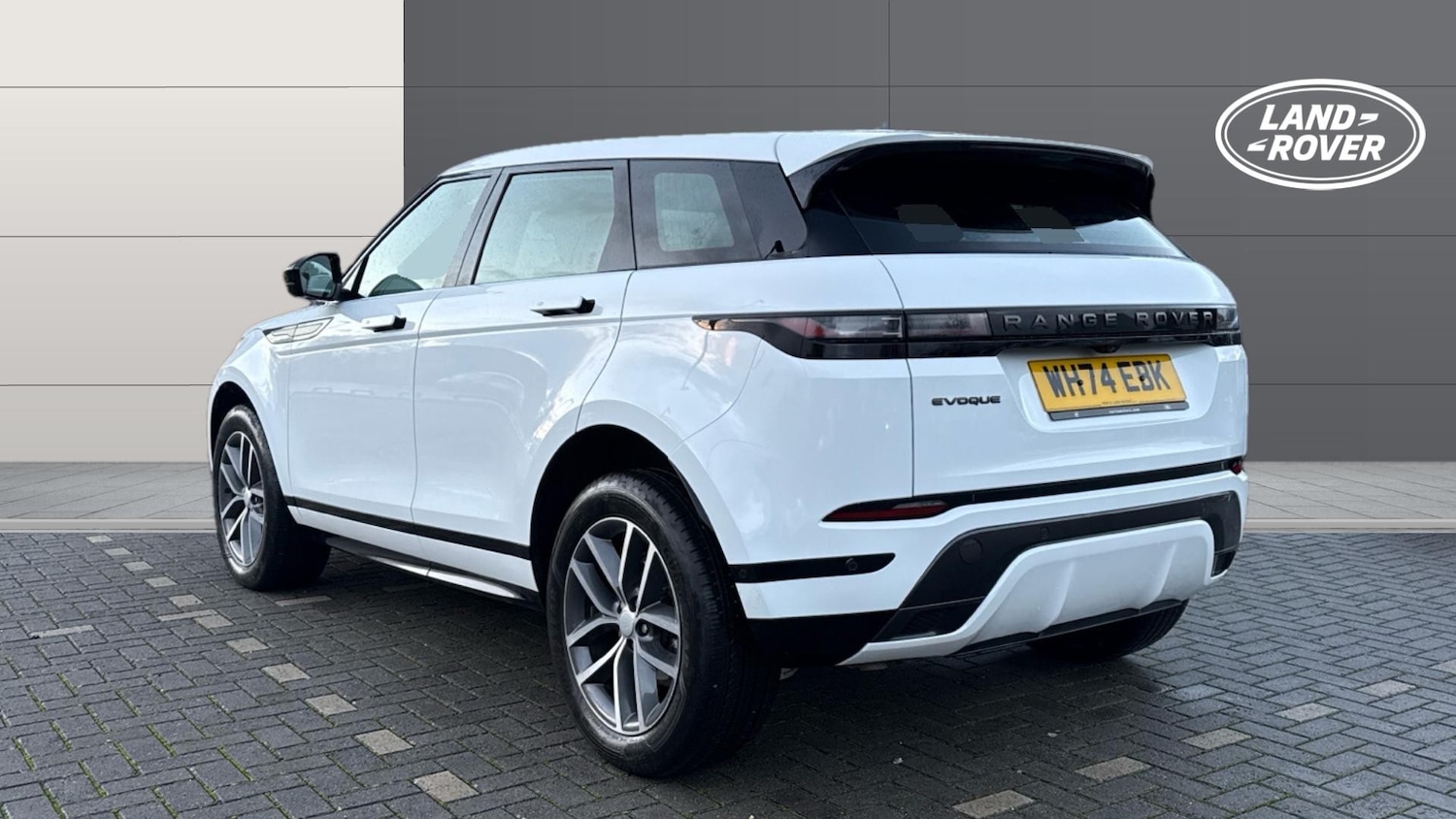 Used Land Rover Range Rover Evoque 2025 for sale - 76616368: Photo 2