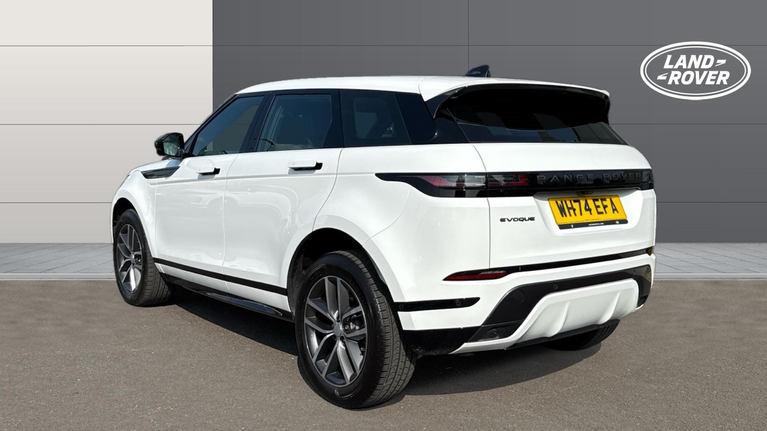 Used Land Rover Range Rover Evoque 2025 for sale - 76969689: Photo 2