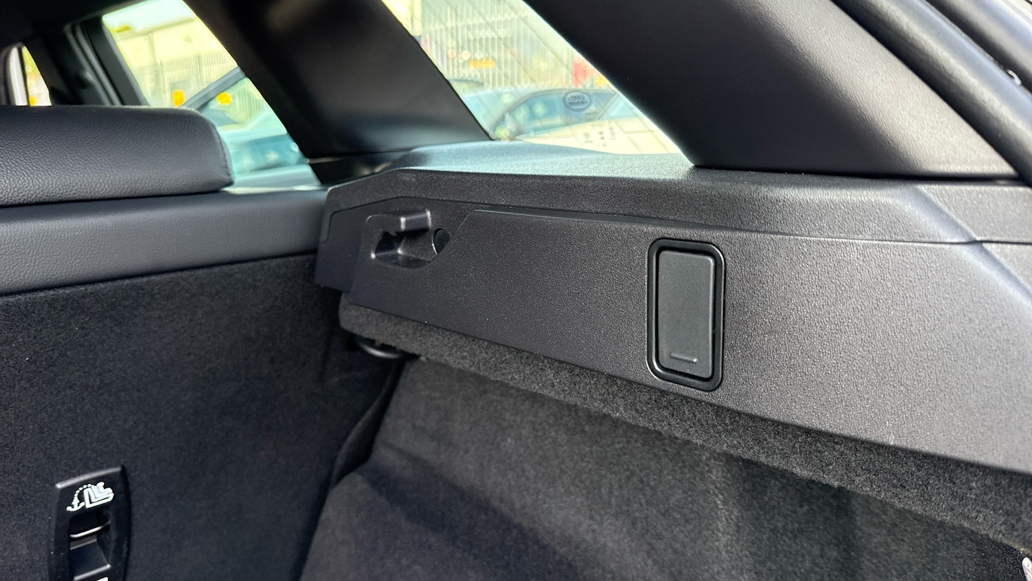 Used Land Rover Range Rover Evoque 2025 for sale - 76969689: Photo 28