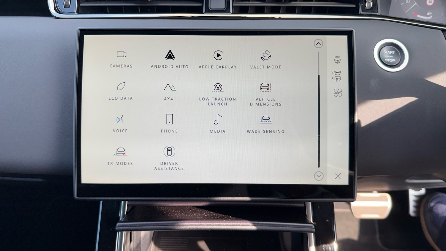 Used Land Rover Range Rover Evoque 2025 for sale - 76969689: Photo 34