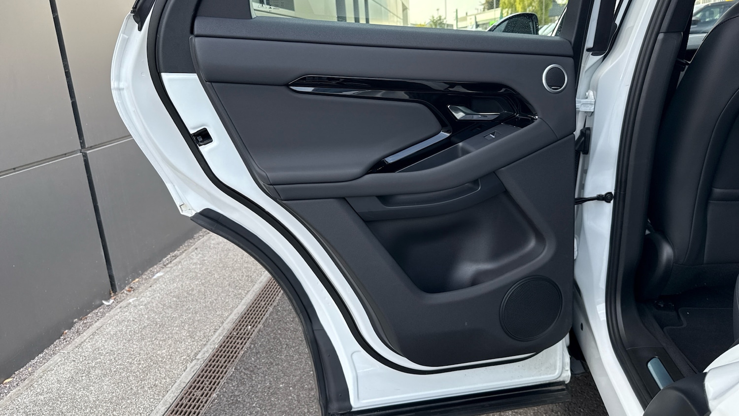 Used Land Rover Range Rover Evoque 2025 for sale - 76969689: Photo 43