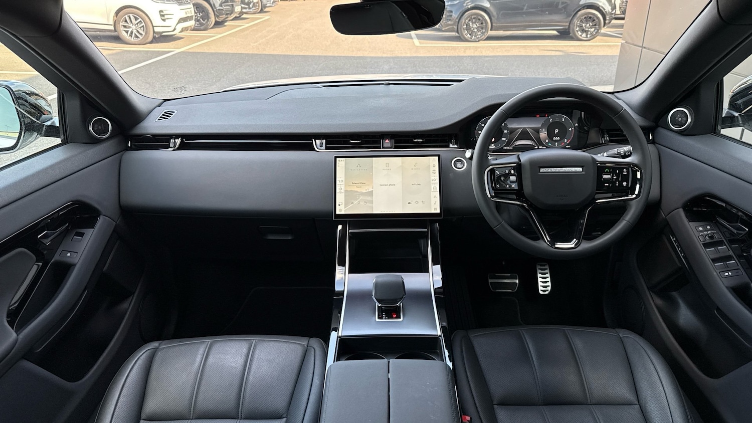 Used Land Rover Range Rover Evoque 2025 for sale - 76969689: Photo 9