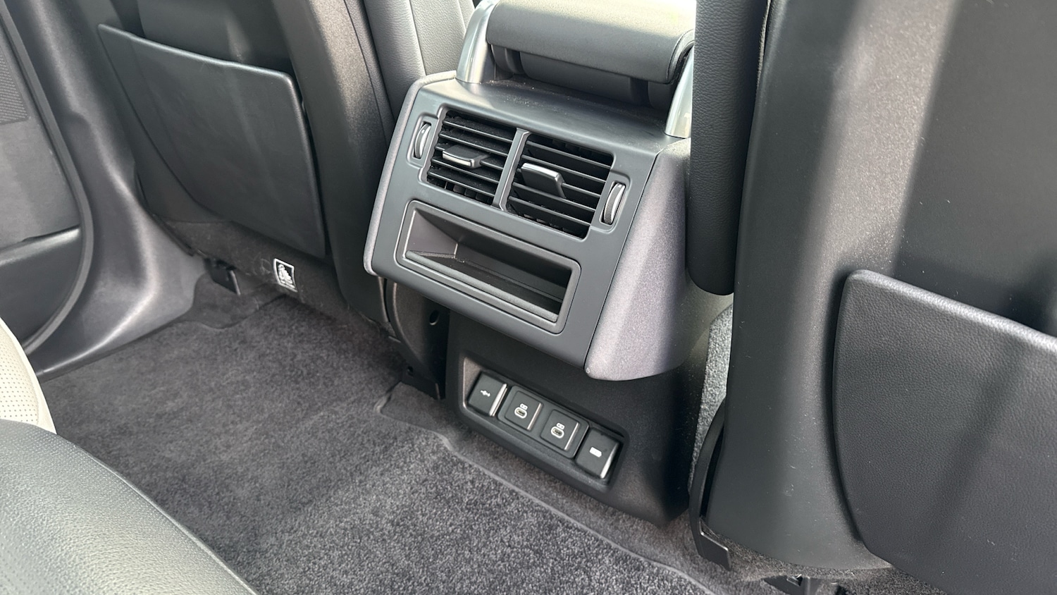 Used Land Rover Discovery 2022 for sale - 77323802: Photo 18