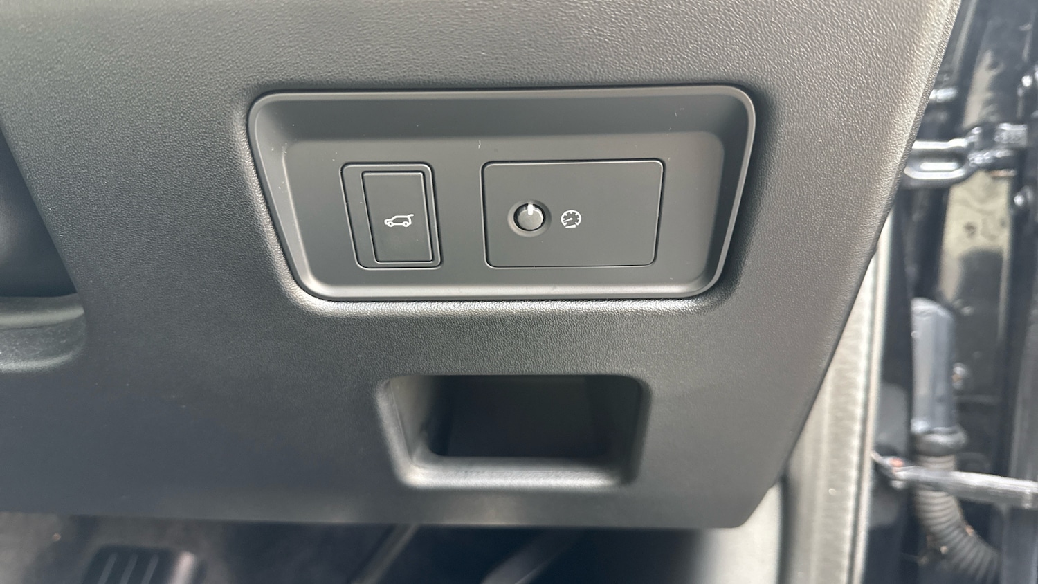 Used Land Rover Discovery 2022 for sale - 77323802: Photo 31