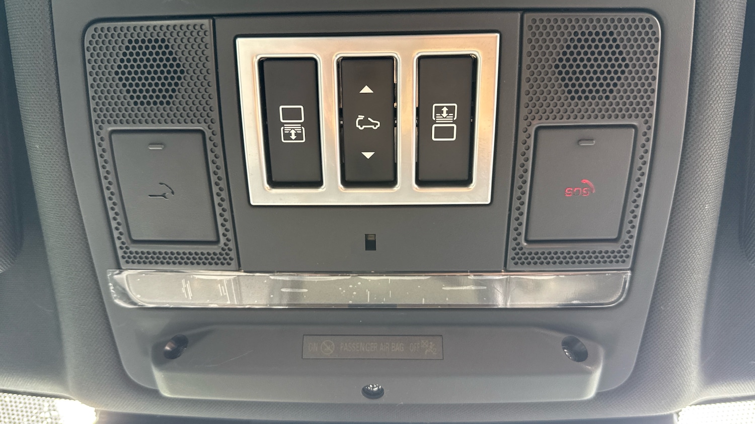 Used Land Rover Discovery 2022 for sale - 77323802: Photo 37