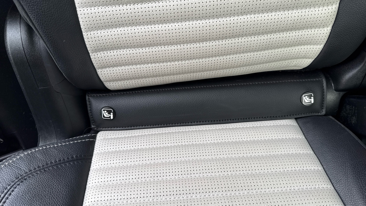 Used Land Rover Discovery 2022 for sale - 77323802: Photo 40