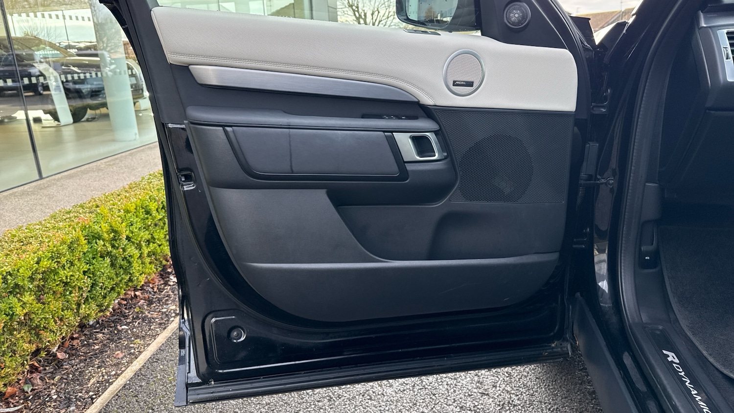 Used Land Rover Discovery 2022 for sale - 77323802: Photo 49