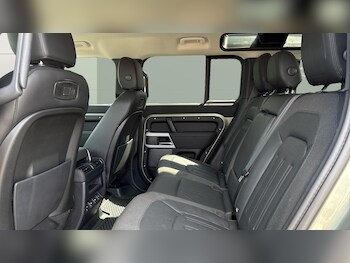 Used Land Rover Defender 2020 for sale - 78325264: Photo