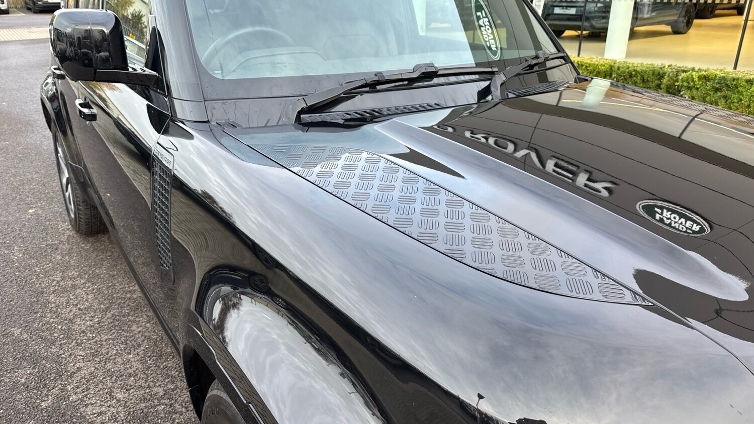 Used Land Rover Defender 2024 for sale - 76564942: Photo 23