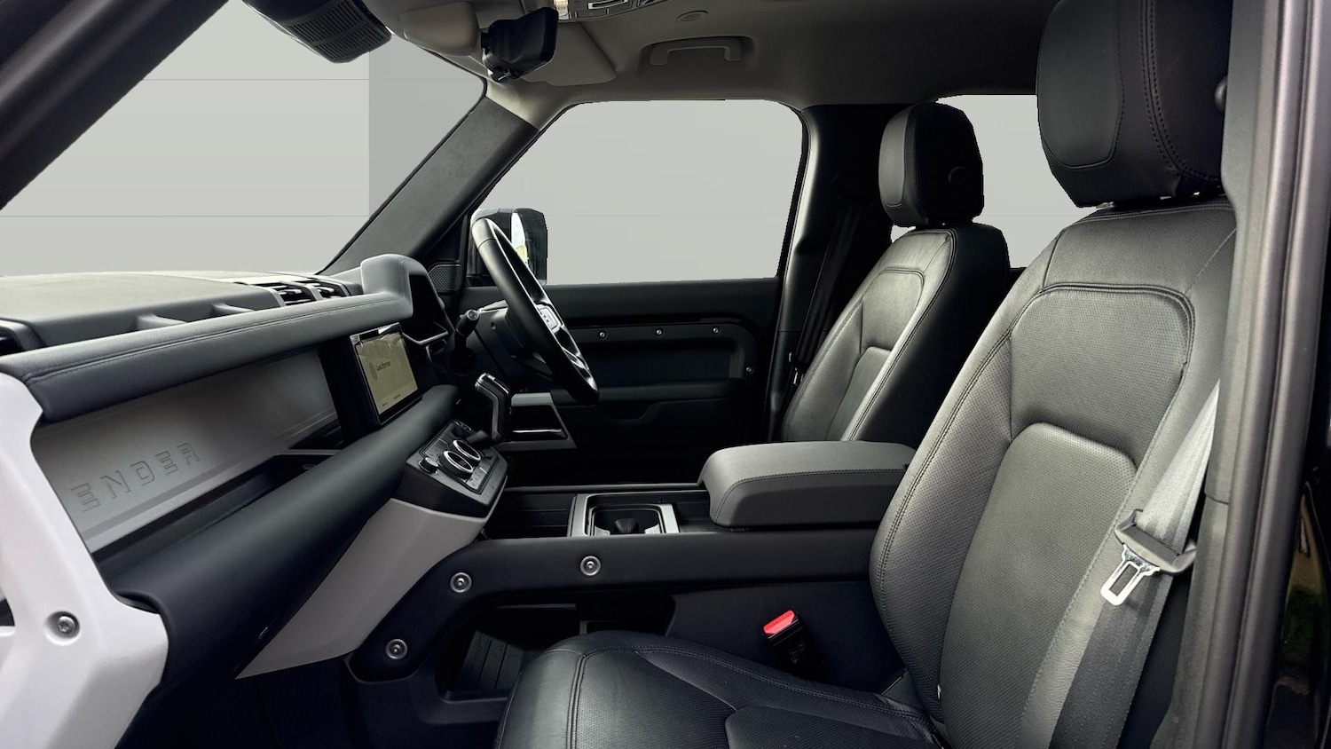 Used Land Rover Defender 2024 for sale - 76564942: Photo 3