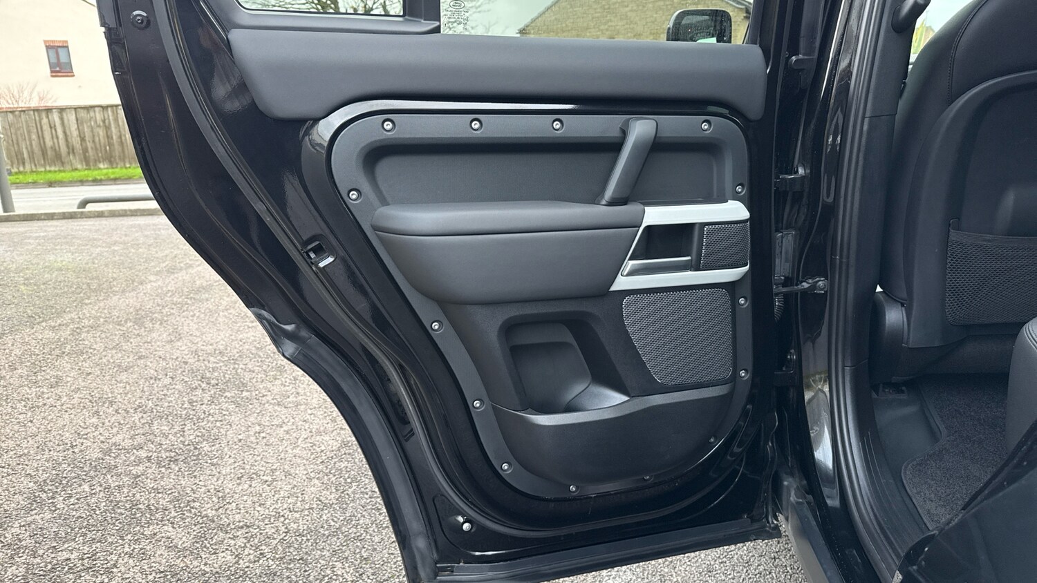 Used Land Rover Defender 2024 for sale - 76564942: Photo 42