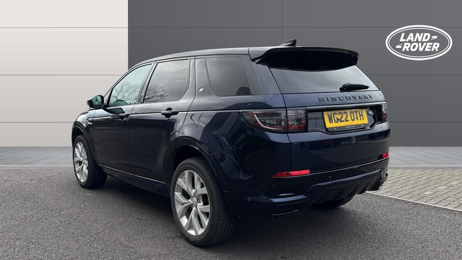 Used Land Rover Discovery Sport 2022 for sale - 77997454: Photo 2