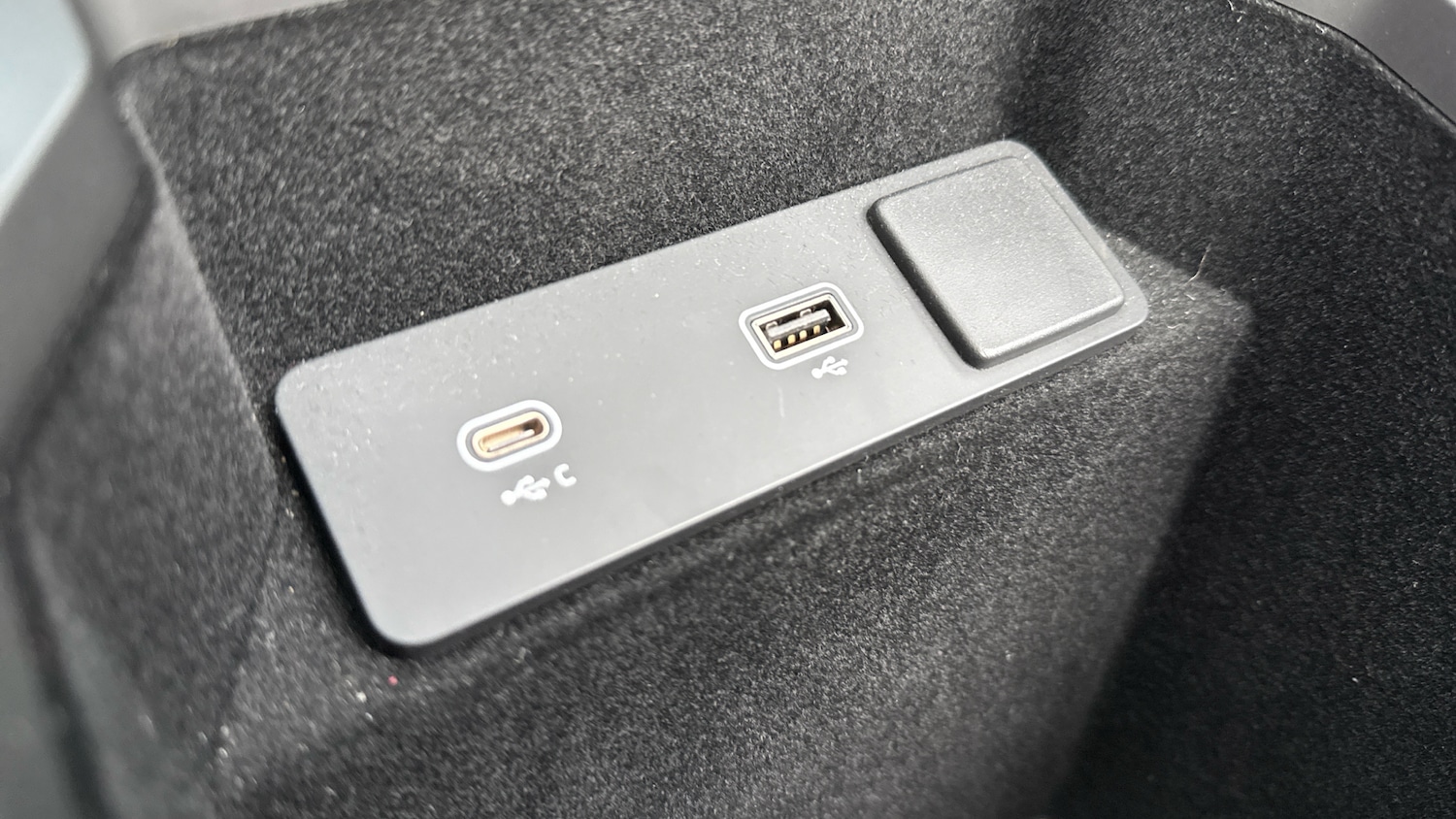 Used Land Rover Discovery Sport 2022 for sale - 77997454: Photo 32