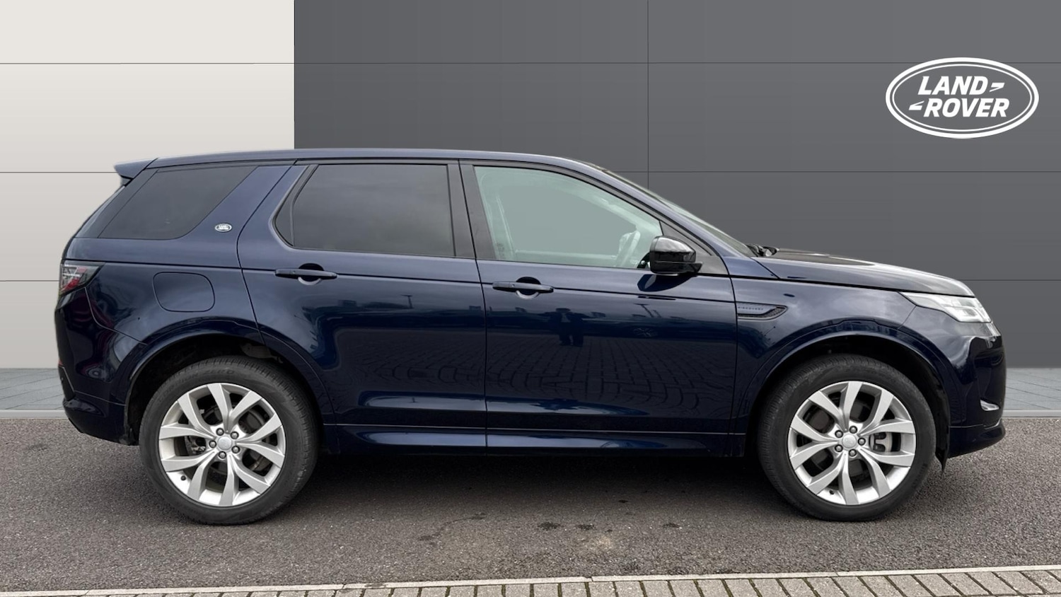 Used Land Rover Discovery Sport 2022 for sale - 77997454: Photo 5