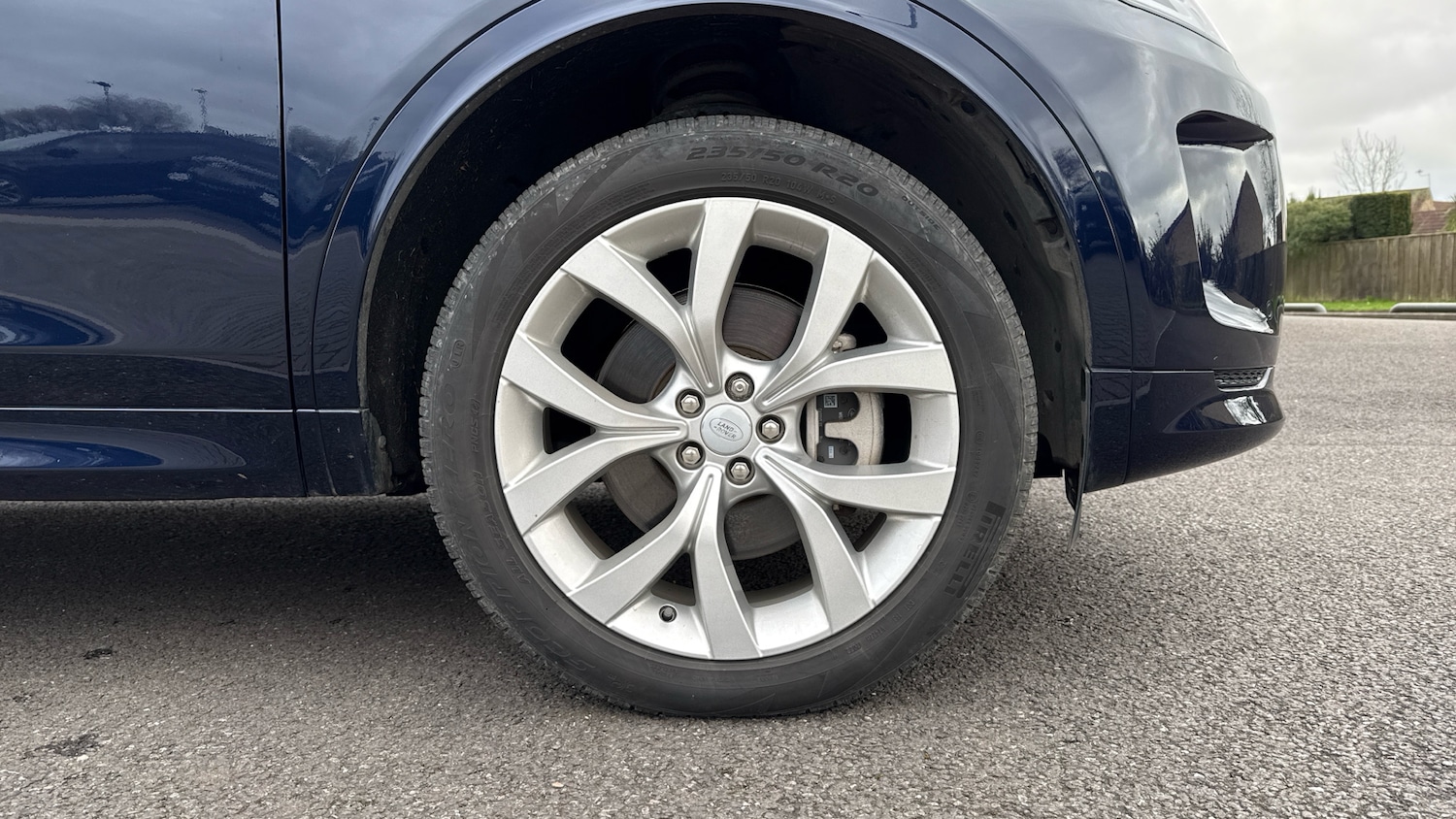 Used Land Rover Discovery Sport 2022 for sale - 77997454: Photo 8