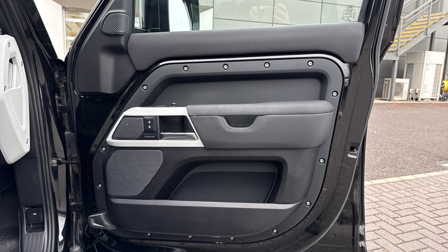 Used Land Rover Defender 2021 for sale - 76329897: Photo 29