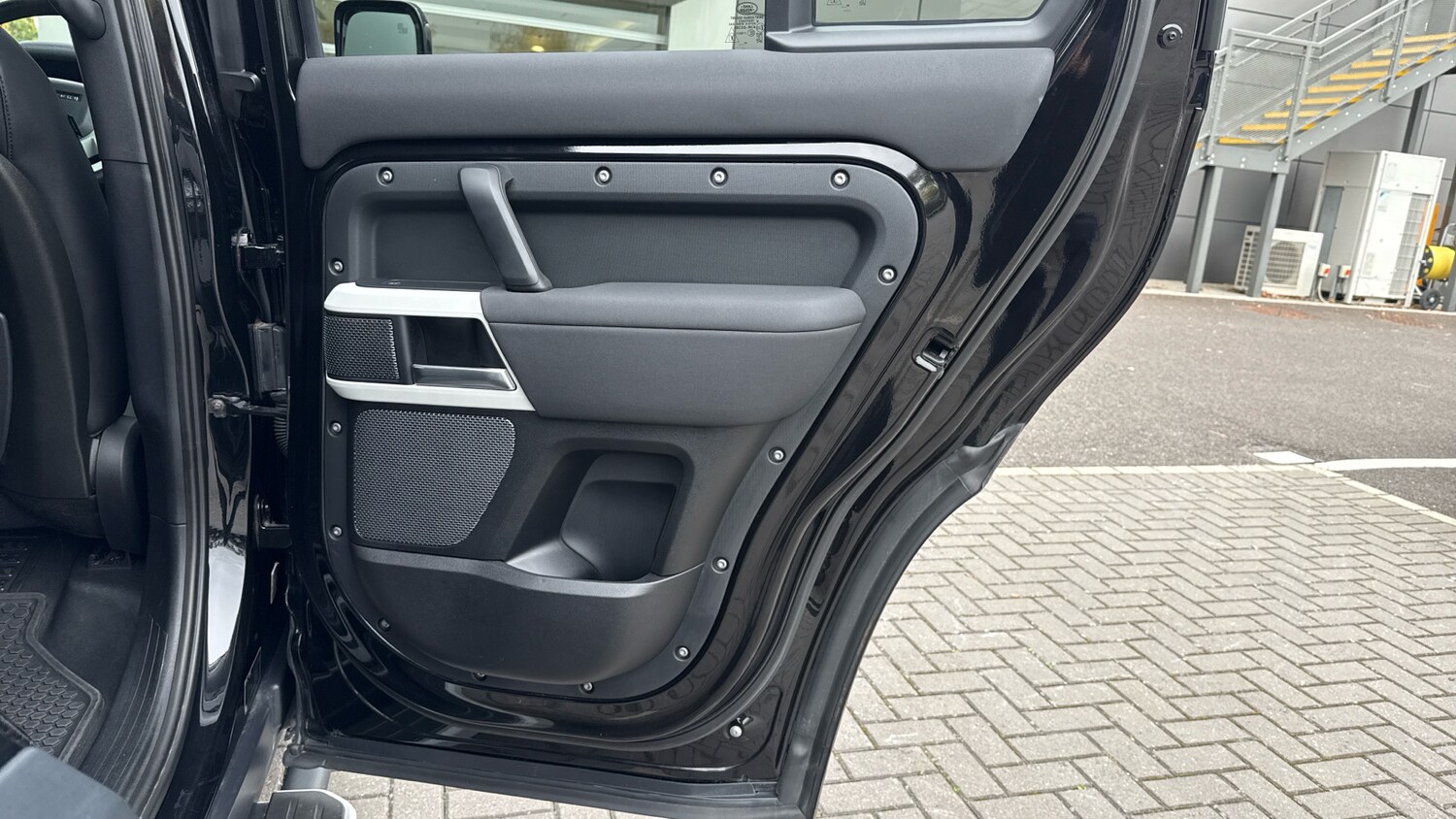 Used Land Rover Defender 2021 for sale - 76329897: Photo 39