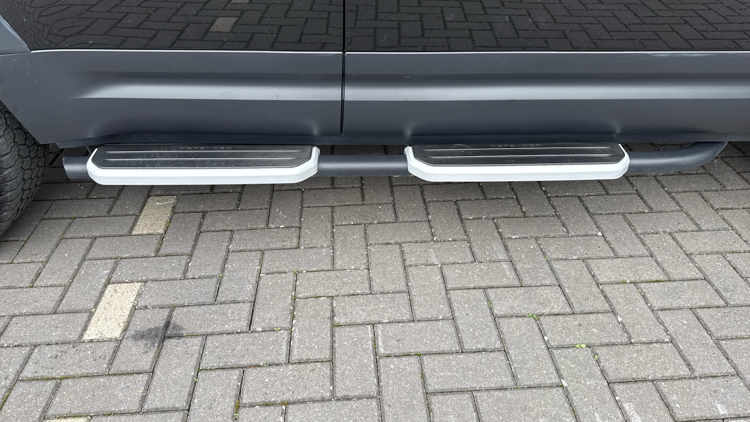 Used Land Rover Defender 2021 for sale - 76329897: Photo 51