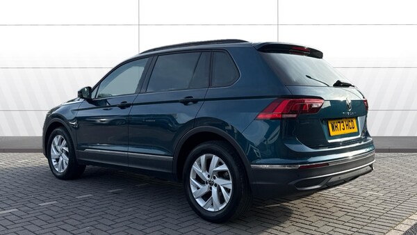 Used Volkswagen Tiguan 2023 for sale - 76193077: Photo 2