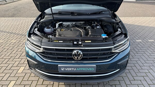 Used Volkswagen Tiguan 2023 for sale - 76193077: Photo 8