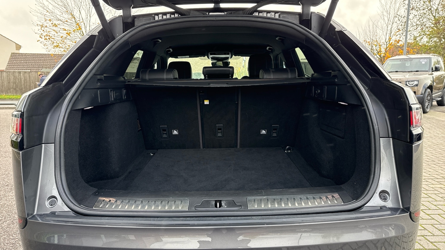 Used Land Rover Range Rover Velar 2019 for sale - 76504378: Photo 10