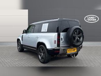 Used Land Rover Defender 2023 for sale - 78698540: Photo