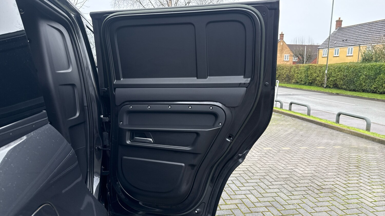 Used Land Rover Defender 2023 for sale - 77449423: Photo 40