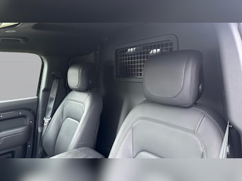 Used Land Rover Defender 2023 for sale - 77449423: Photo