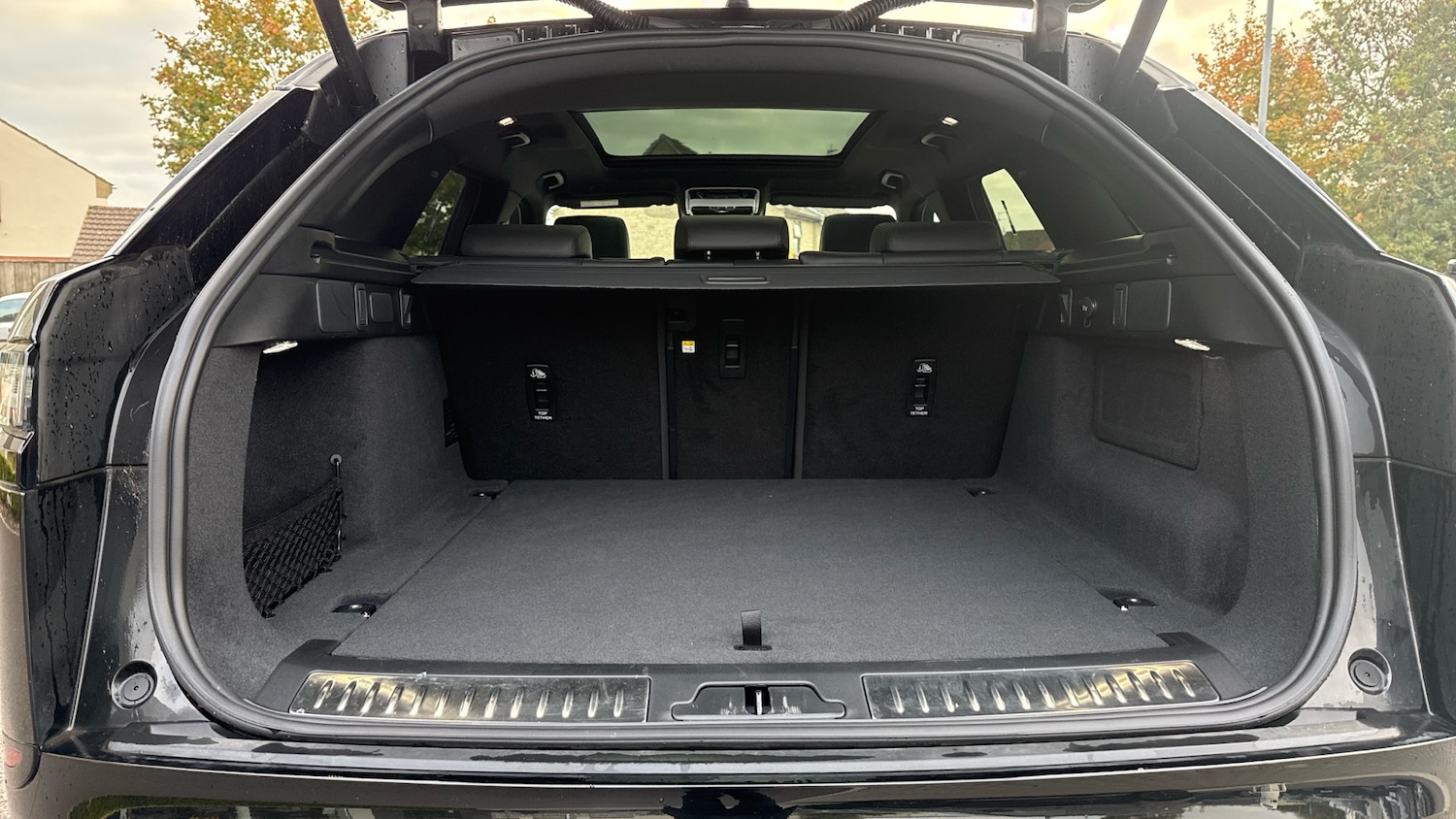 Used Land Rover Range Rover Velar 2024 for sale - 76193766: Photo 10