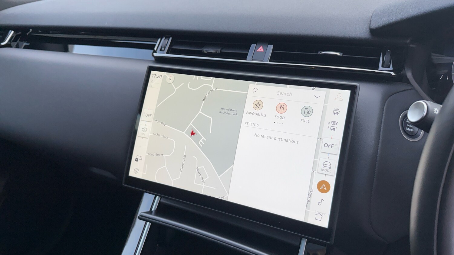 Used Land Rover Range Rover Velar 2024 for sale - 76193766: Photo 11