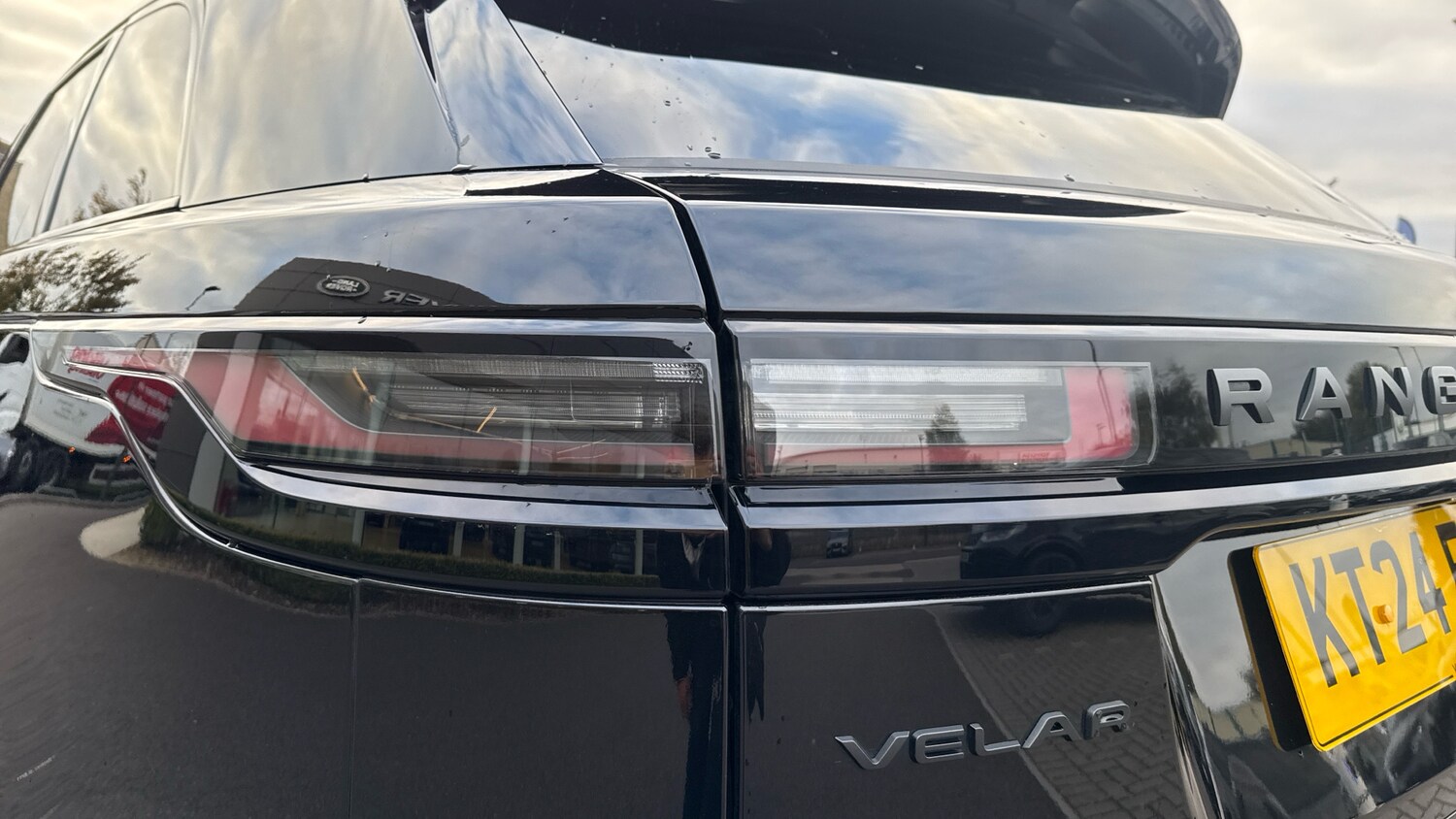 Used Land Rover Range Rover Velar 2024 for sale - 76193766: Photo 19