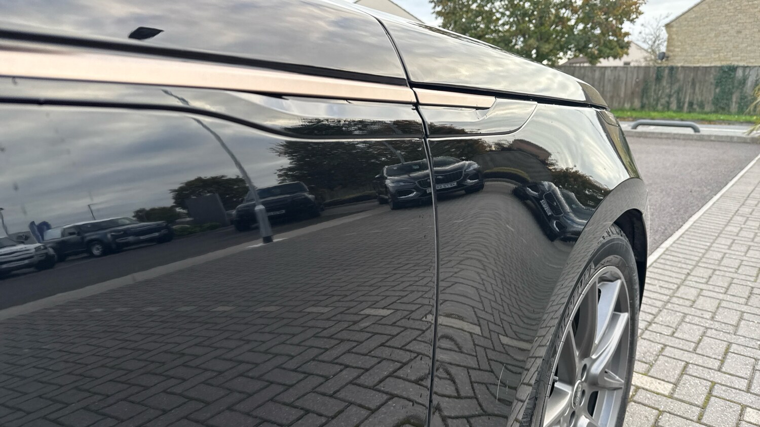 Used Land Rover Range Rover Velar 2024 for sale - 76193766: Photo 22