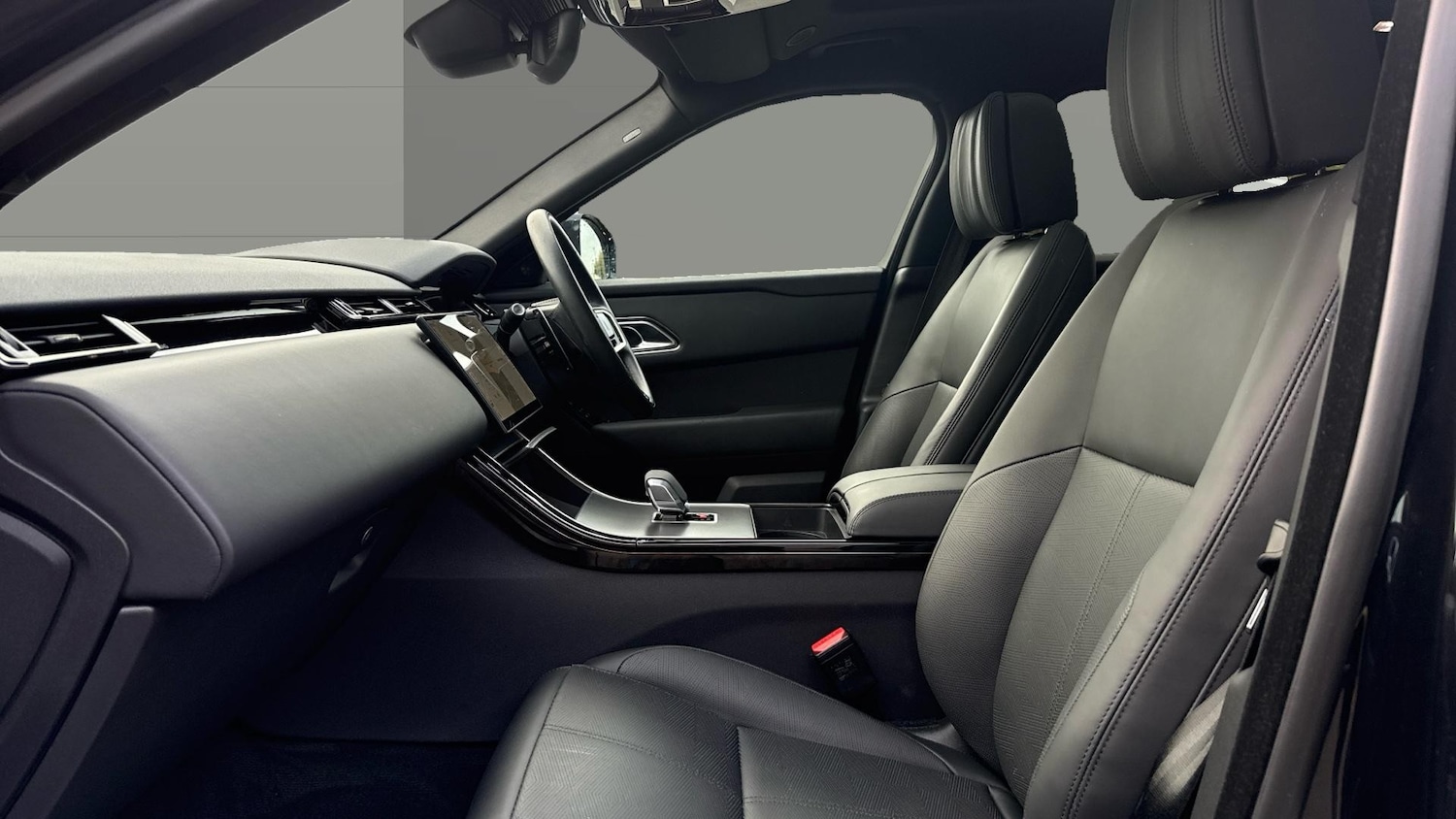 Used Land Rover Range Rover Velar 2024 for sale - 76193766: Photo 3