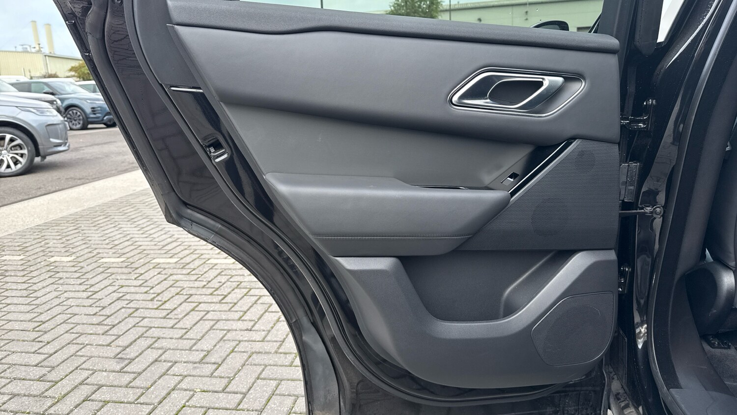 Used Land Rover Range Rover Velar 2024 for sale - 76193766: Photo 41