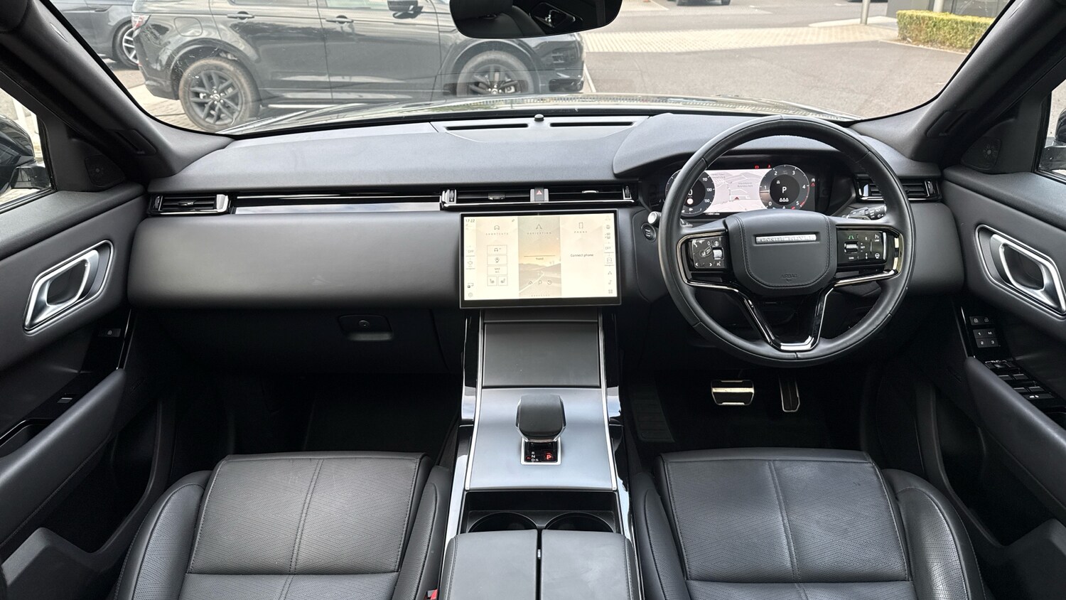 Used Land Rover Range Rover Velar 2024 for sale - 76193766: Photo 9