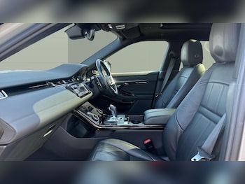 Used Land Rover Range Rover Evoque 2021 for sale - 77883836: Photo