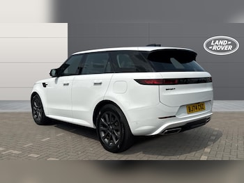 Used Land Rover Range Rover Sport 2024 for sale - 79271381: Photo