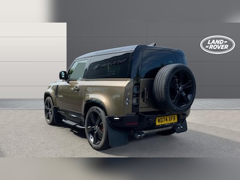 Used Land Rover Defender 2025 for sale - 75358376: Photo